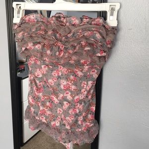 Fitted Strapless top